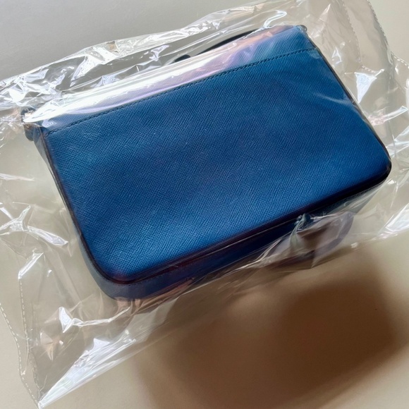 Sadie Envelope Crossbody | Kate Spade - Picture 3 of 4